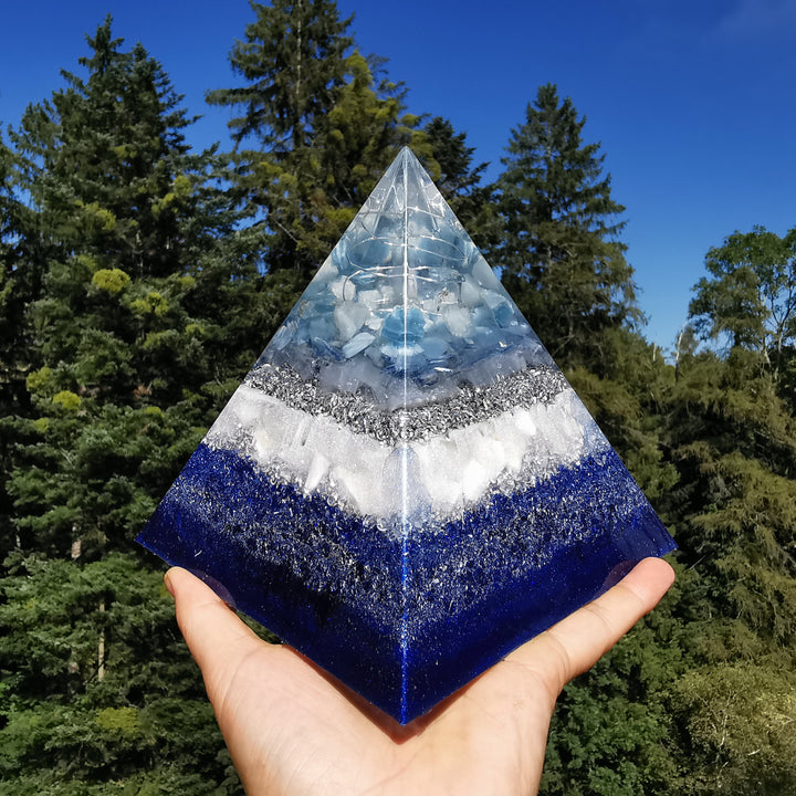 Orgone Pyramide SPIRITUELLE REINIGUNG 15cm Bergkristall Aquamarin Kyanit Selenit Baryt