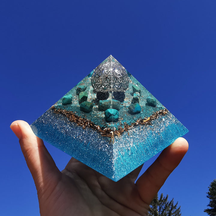 Orgone Cheops Pyramide EMOTIONALE HEILUNG 10cm Chrysokoll & Türkis