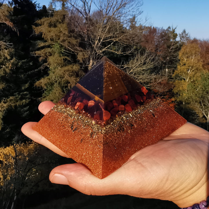 Orgone Cheops Pyramide MUT Tigerauge Katzenauge Turmalin 10cm