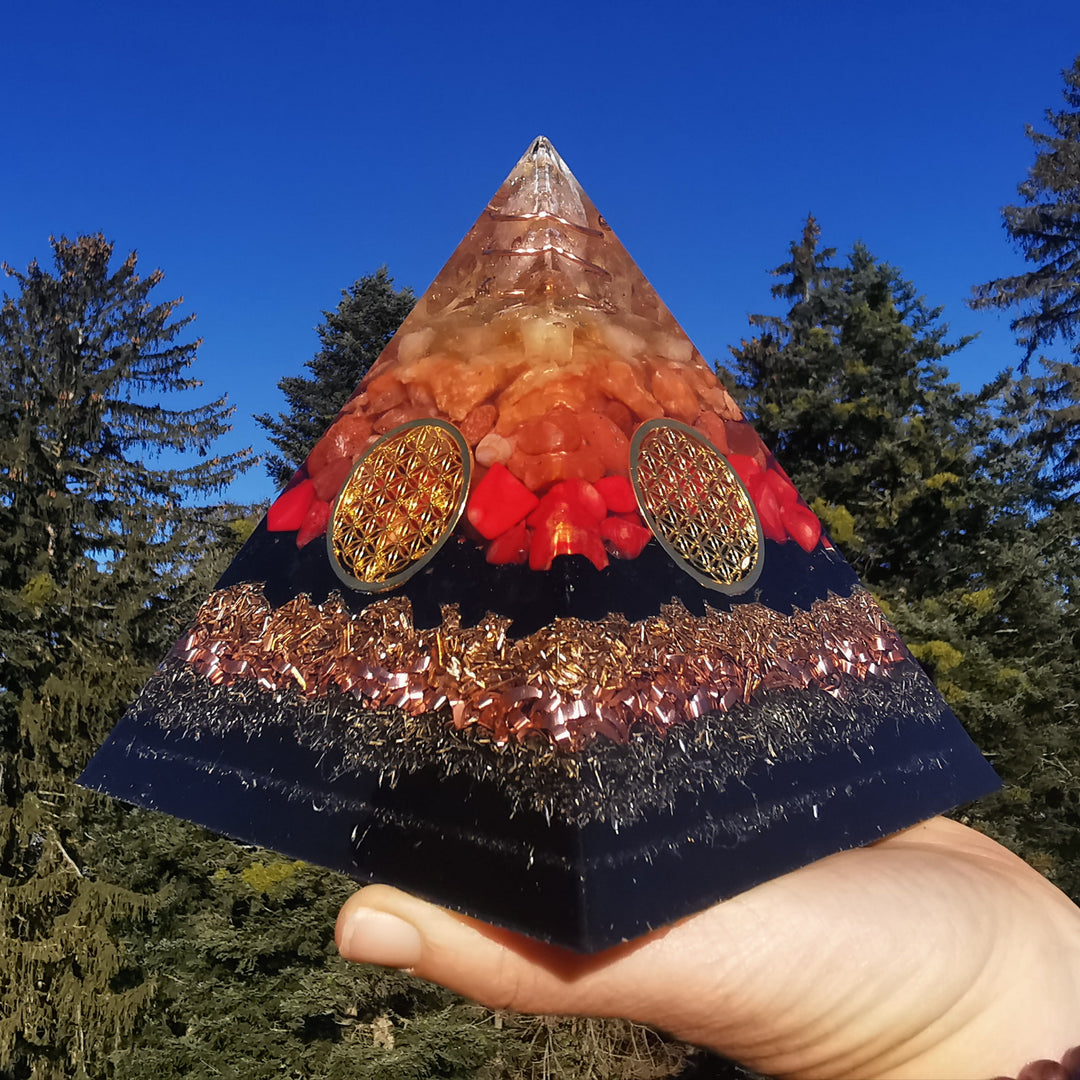 Orgone Pyramide HOFFNUNG & KRAFT Citrin, Orangen-& Feuercalcit, Karneol, Rote Koralle →14.5cm ↑14.5cm