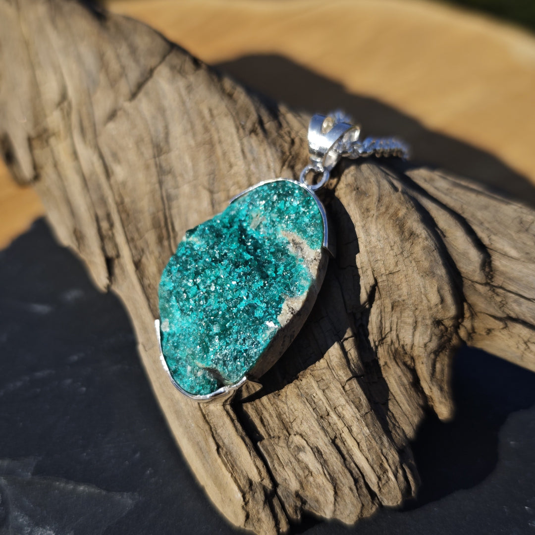 Dioptas Extraqualität Unikat oval gefasst in Silber 925