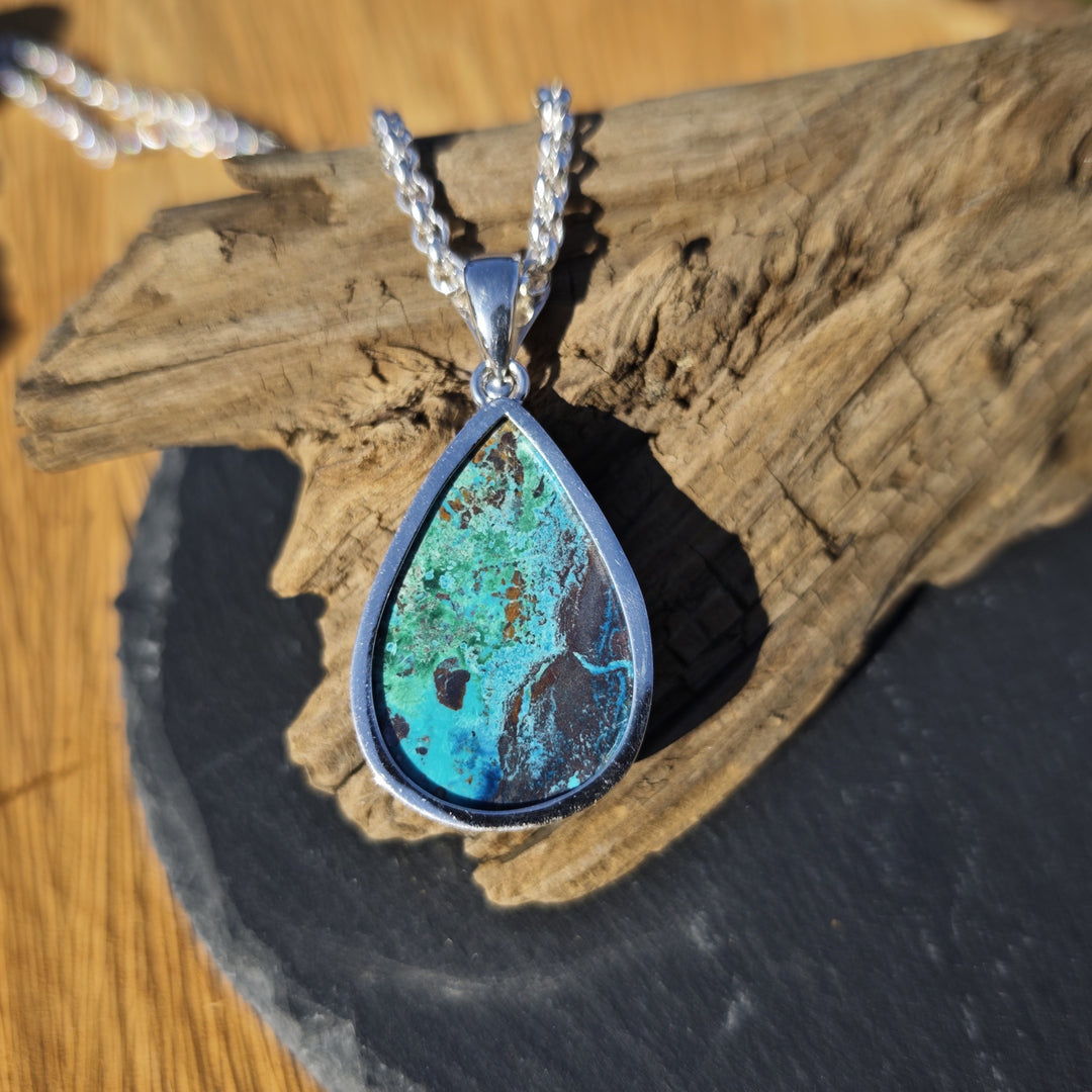 Shattuckit Extraqualität Unikat Tropfen gefasst in Silber 925