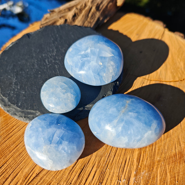 Calcit blau (Entwicklung-Standhaftigkeit) Handschmeichler 4 zur Auswahl