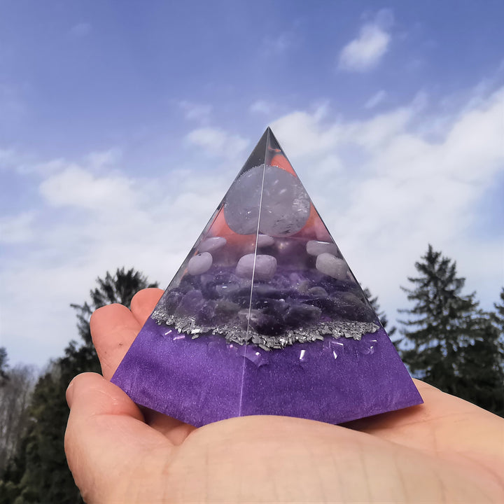 Orgone Pentagonal Pyramide HARMONISIERUNG 8cm