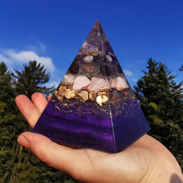 Orgone Pentagonal Pyramide SPIRITUELLE WANDLUNG 12cm