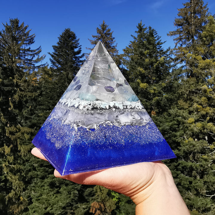 Orgone Pyramide LICHTVERBINDUNG 15cm