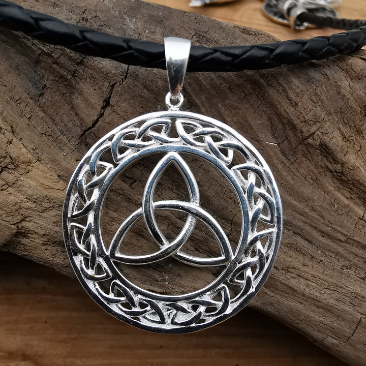 Anhänger KELTISCHE TRIQUETRA Silber 925 mit Halskette Bolo nach Mass