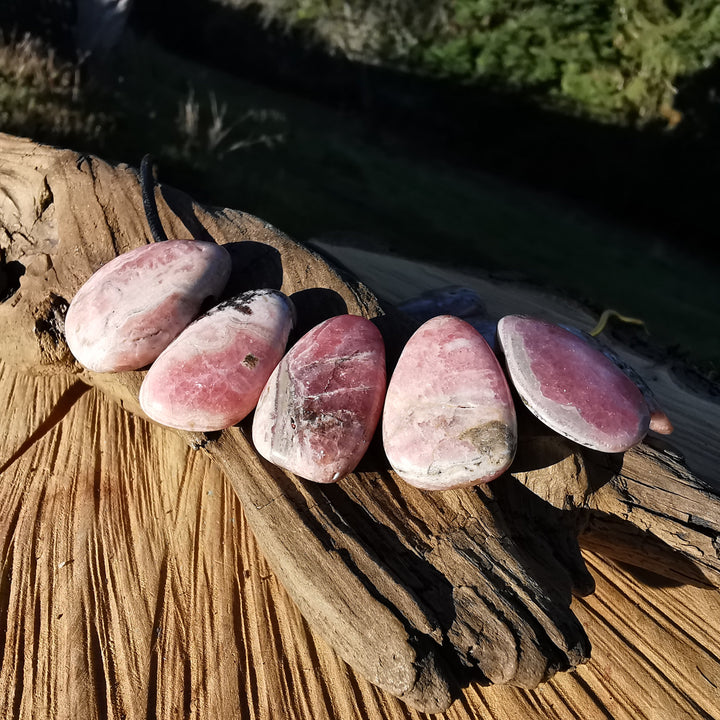 Rhodochrosit Anhänger Trommelstein gebohrt Unikate zur individuellen Auswahl