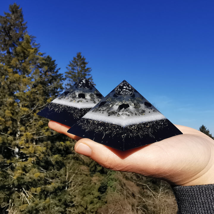 Orgone Cheops Pyramide LICHT & SCHUTZ 7cm